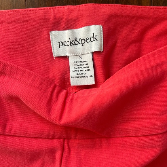 Peck & Peck Women's City Shorts In Coral Size 8 - Picture 2 of 4